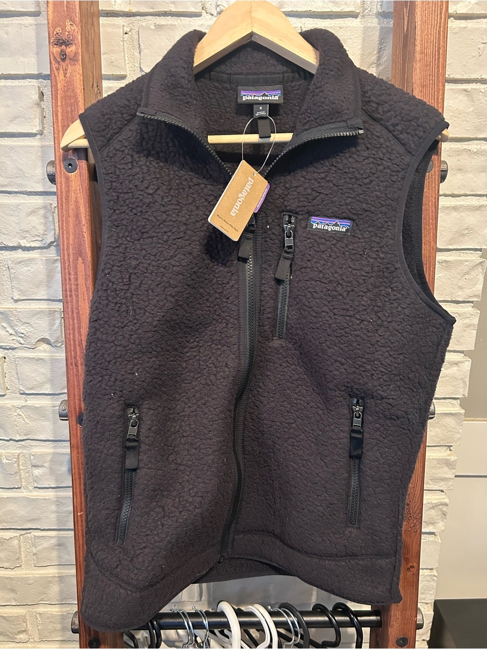 Patagonia Men’s Black Retro Pile Vest Size S